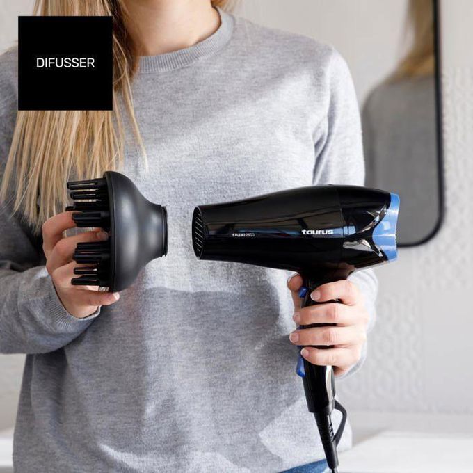 Taurus Sèche-cheveux - Studio 2500 - 2400W - Ioniseur d'air - Ultra-rapide