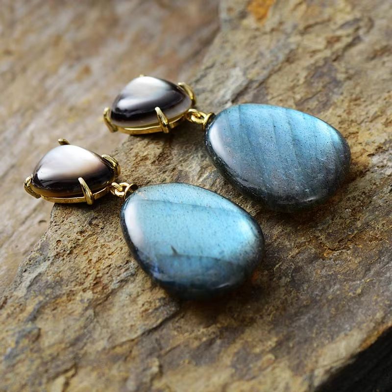Boucle d'oreille Goutte d'Eau en Labradorite