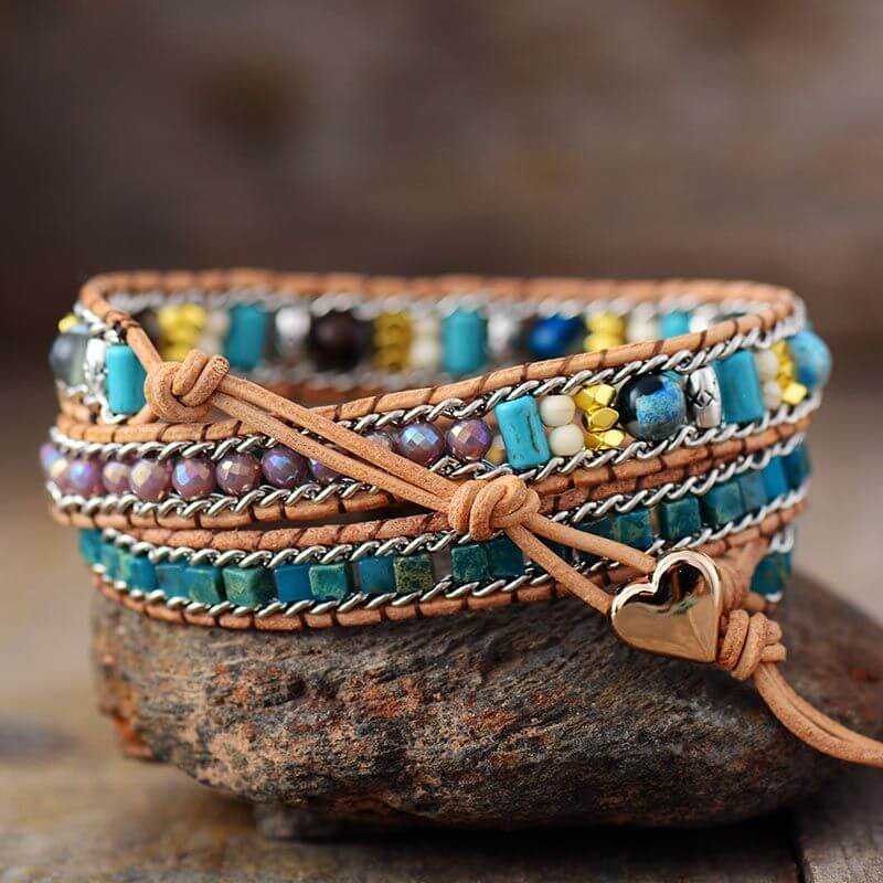 Image de Bracelet Cuir Enroulé 3 Brins en forme de cœur en Opale - Unbranded