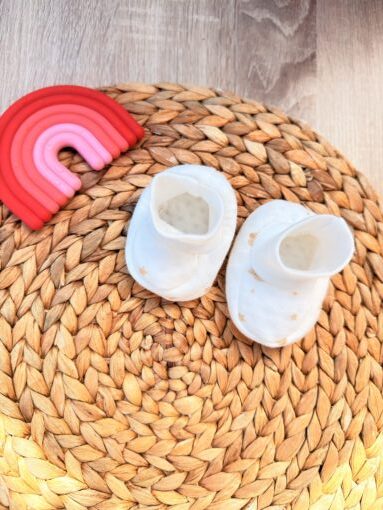 Chaussons Bébé 100% Coton – Douceur et Chaleur pour les Petits Pieds