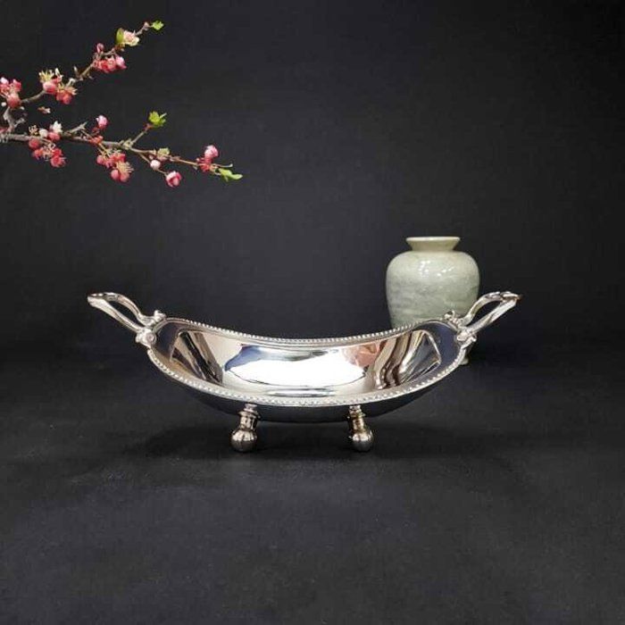 Coupe feda argenté à forme incurvée – Élégance classique- 25/15 cm