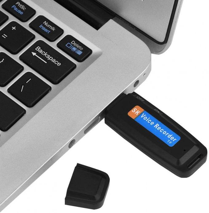 Enregistreur vocal en forme de clé USB مسجل الاصوات على شكل مفتاح