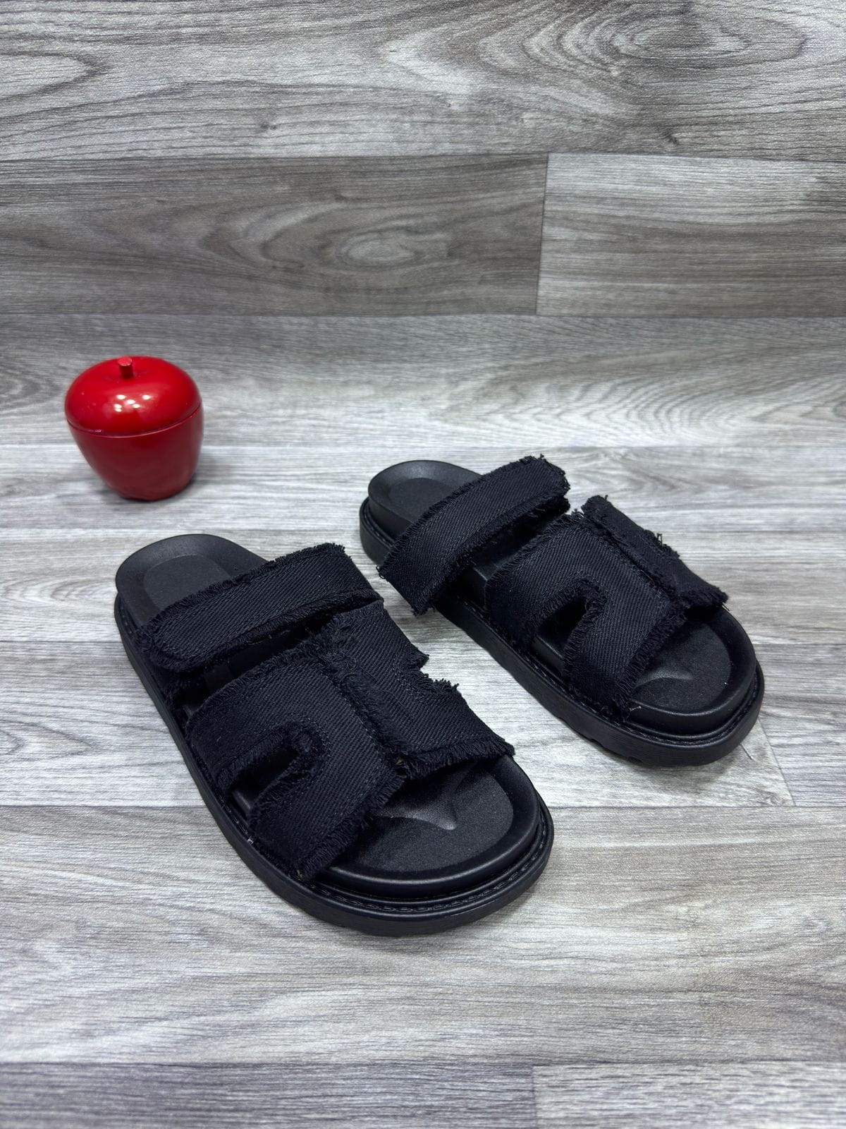 Mules femme en jean déchiré