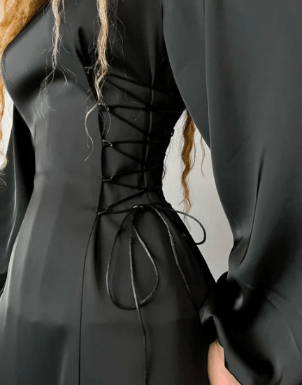 Image de Robe Élégante en Satin Léger - Unbranded