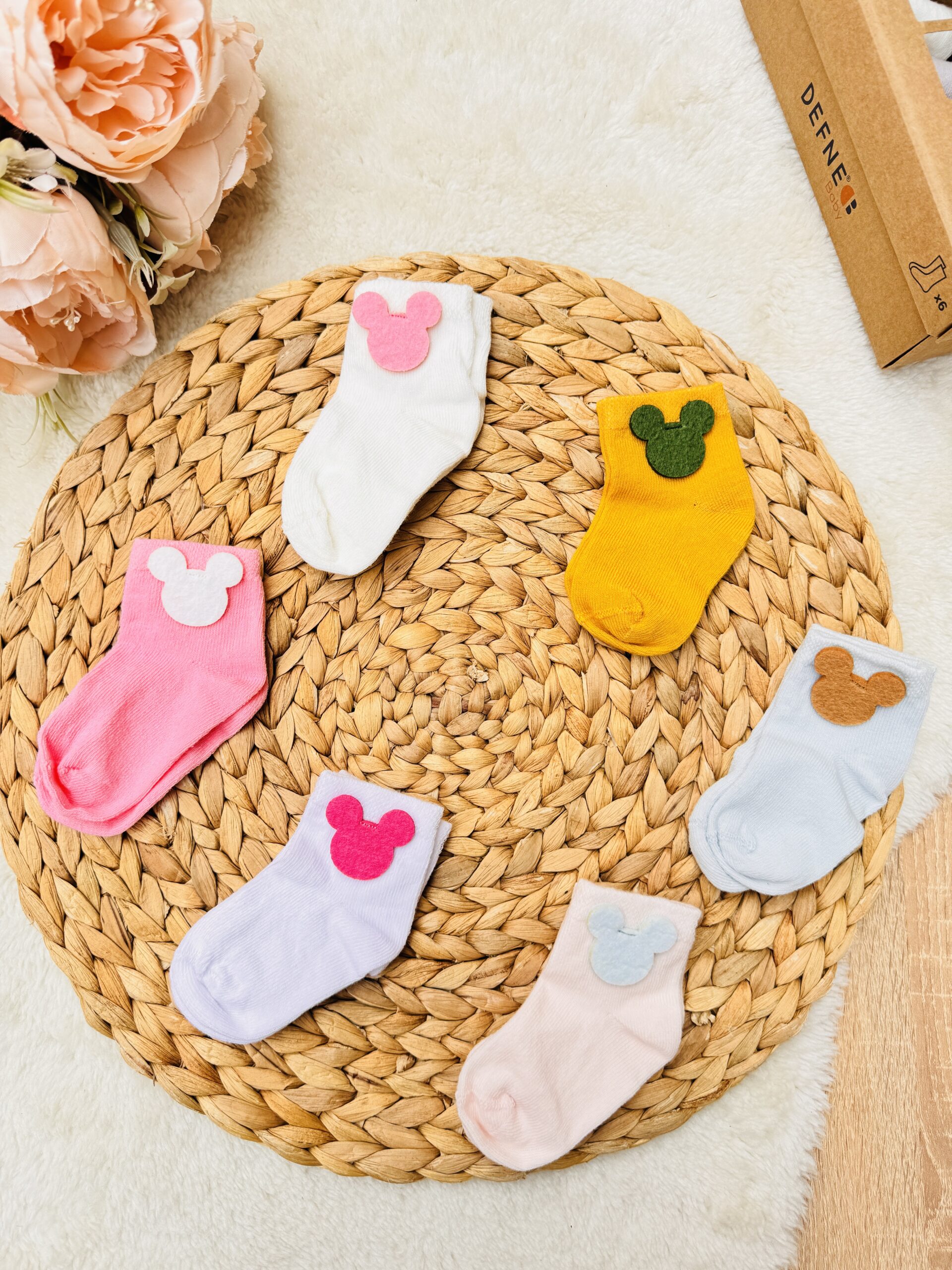 Lot de 6 chaussettes 0-6mois – petits pieds chauds et stylés