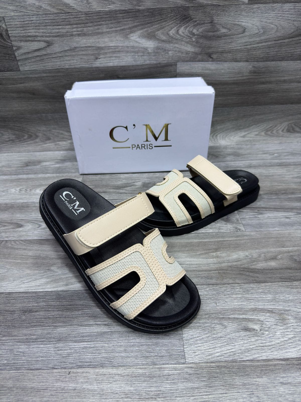 Mules en forme de H avec bride scratch