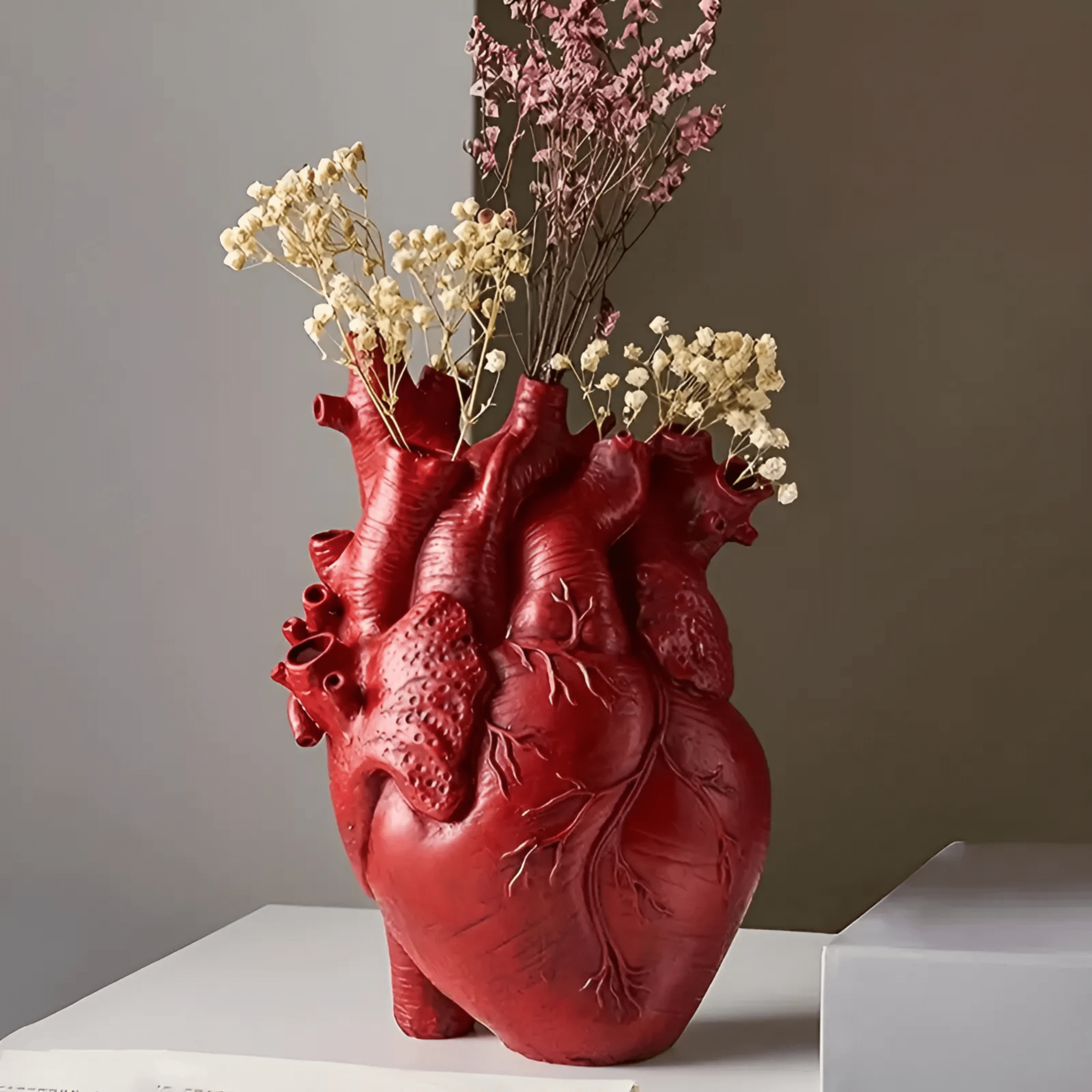 Vase en Forme de Cœur